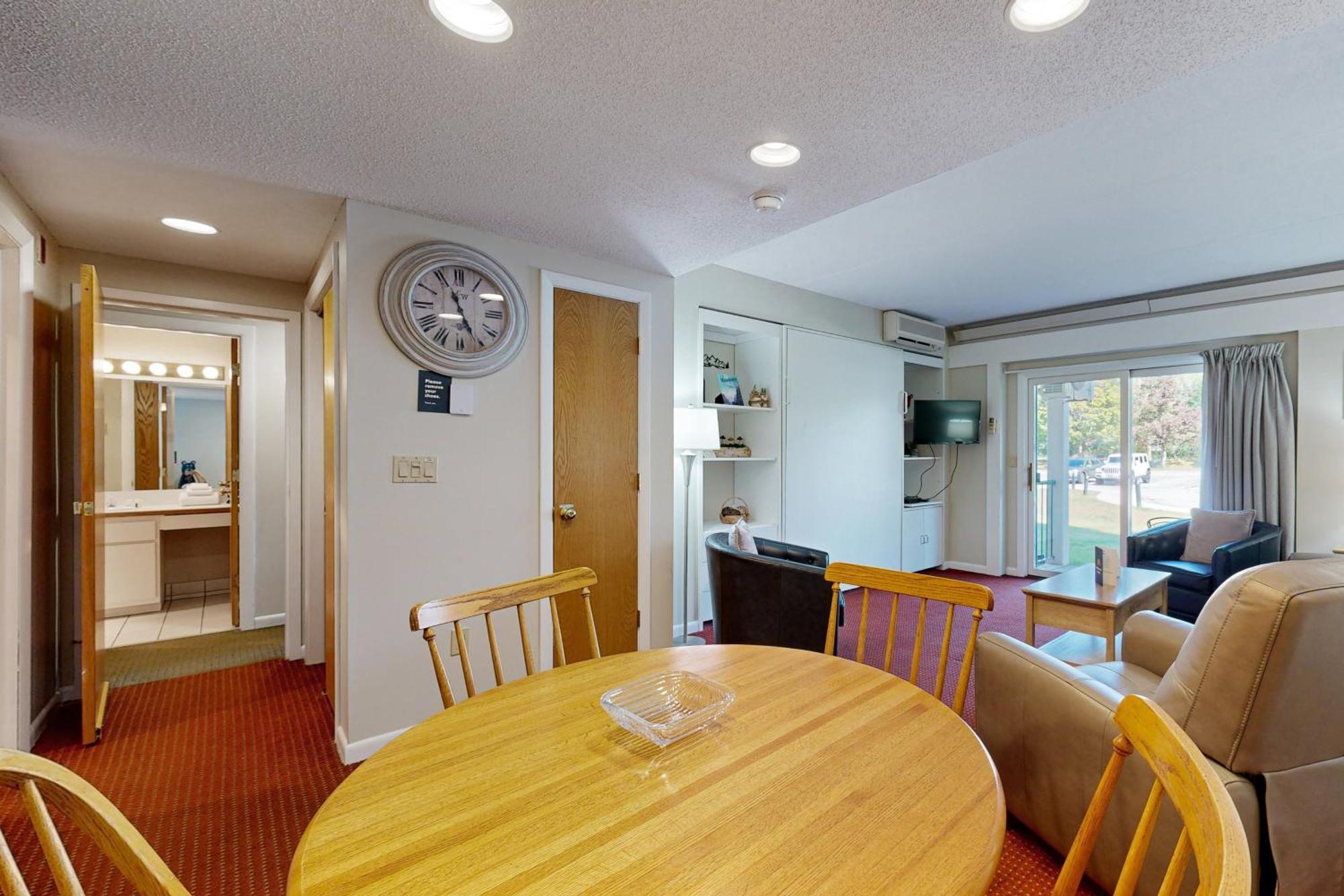 The Lincoln Studio At Rivergreen Экстерьер фото