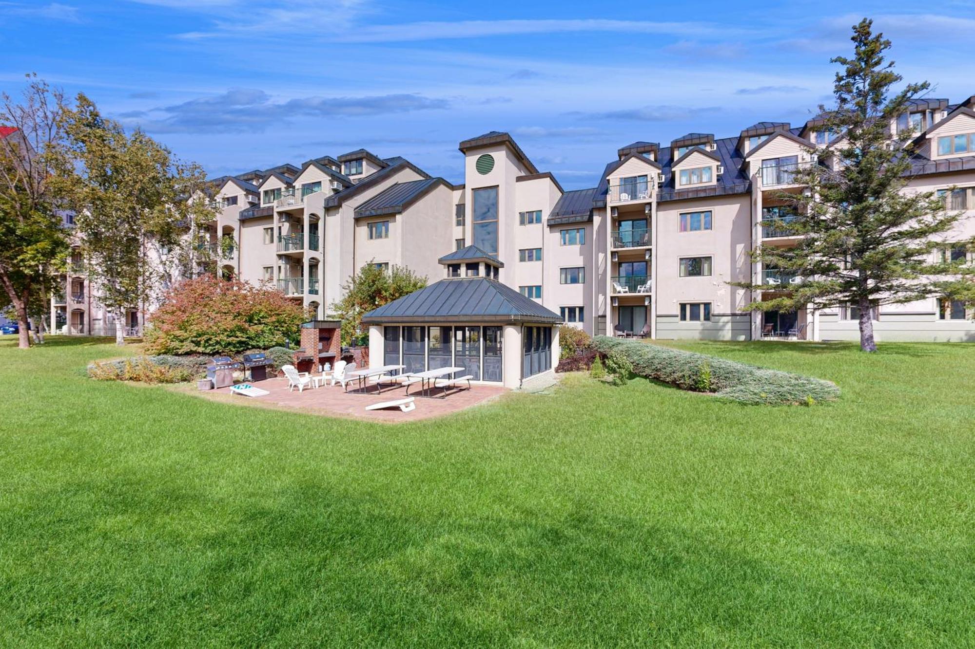 The Lincoln Studio At Rivergreen Экстерьер фото